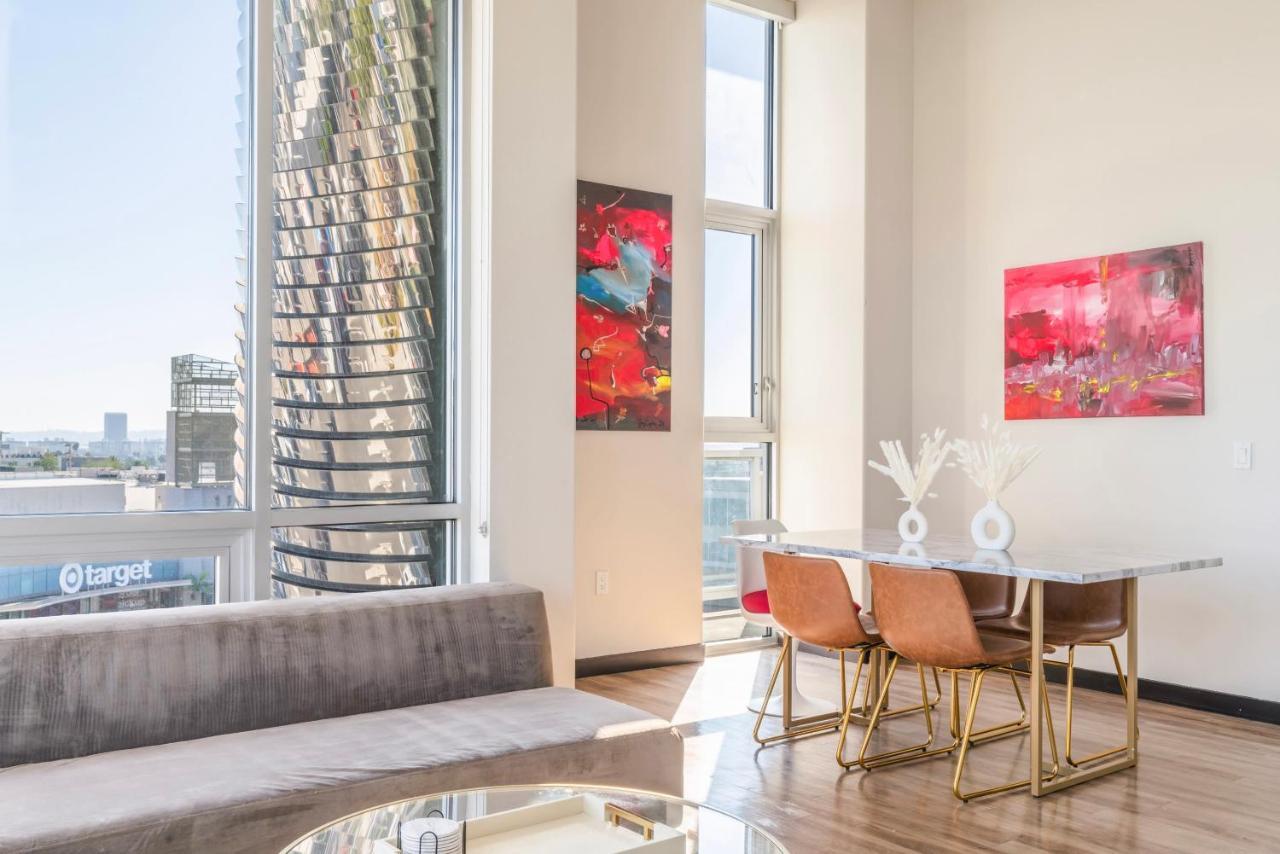 Apartment 2br Weho Penthouse Topfloor *
