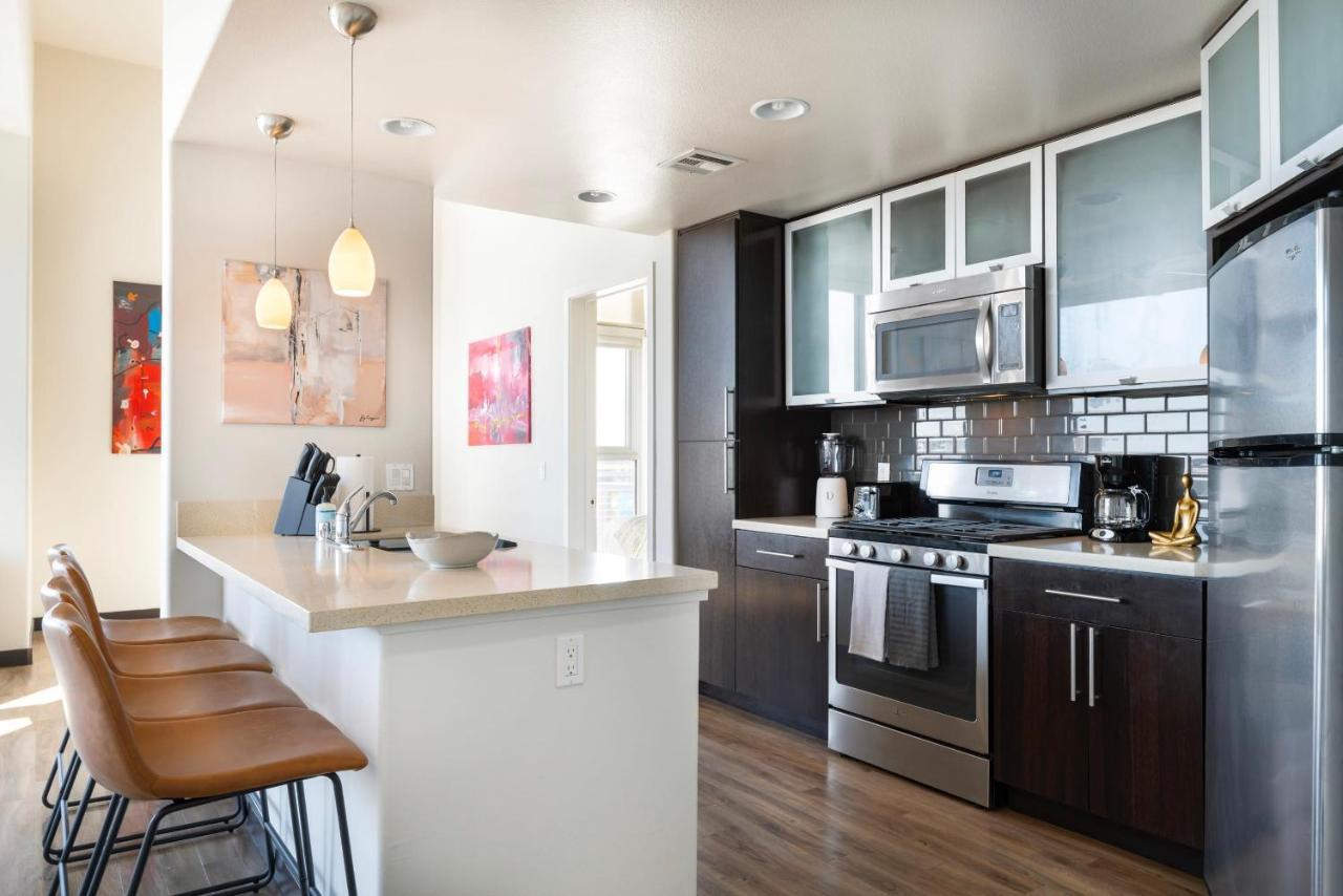 Apartment 2br Weho Penthouse Topfloor Burbank